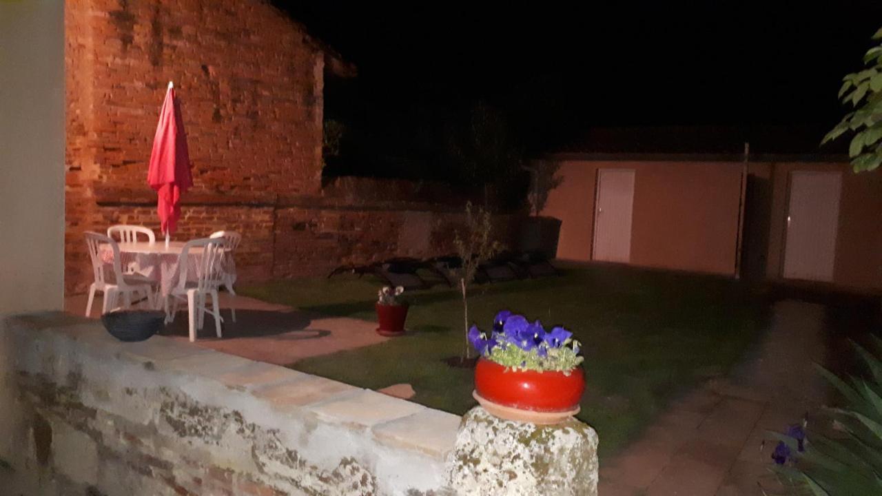 Auberge Des Chemins Moissac Eksteriør billede